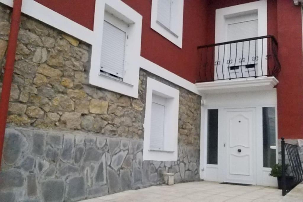 Casa La Ranera De Santillana Сasa de vacaciones *