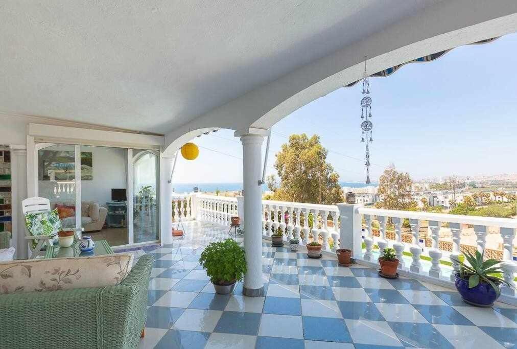 Chalet Caleta Del Sol Con Piscina Terraza Y Playa Caleta De Velez