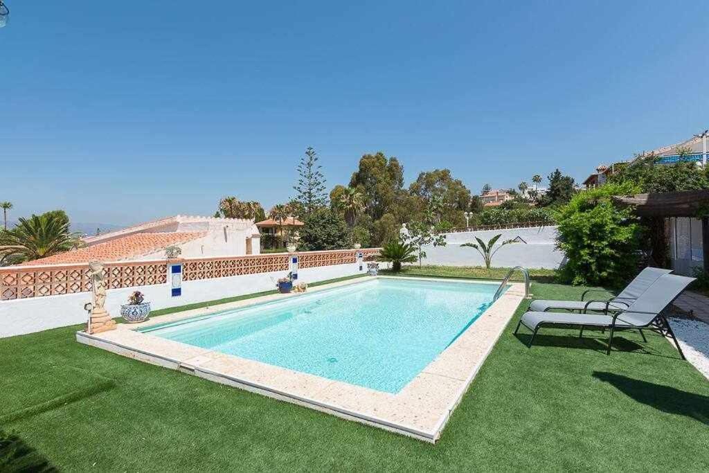 Chalet Caleta Del Sol Con Piscina Terraza Y Playa Caleta De Velez
