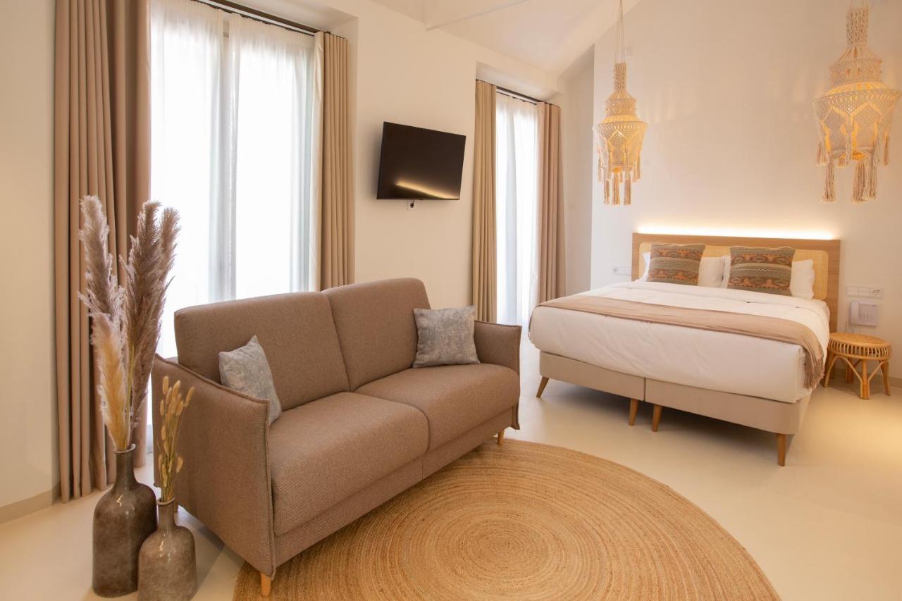 Alux Boutique Hotel 2*