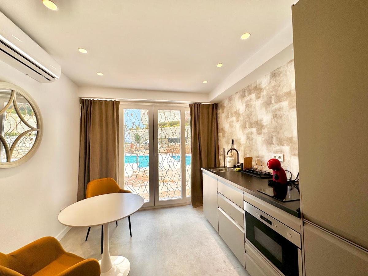 Loft 18 Beachfront Center * Marbella
