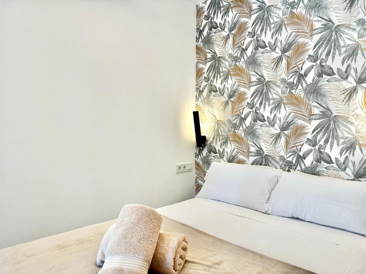 Loft 18 Beachfront Center Apartahotel