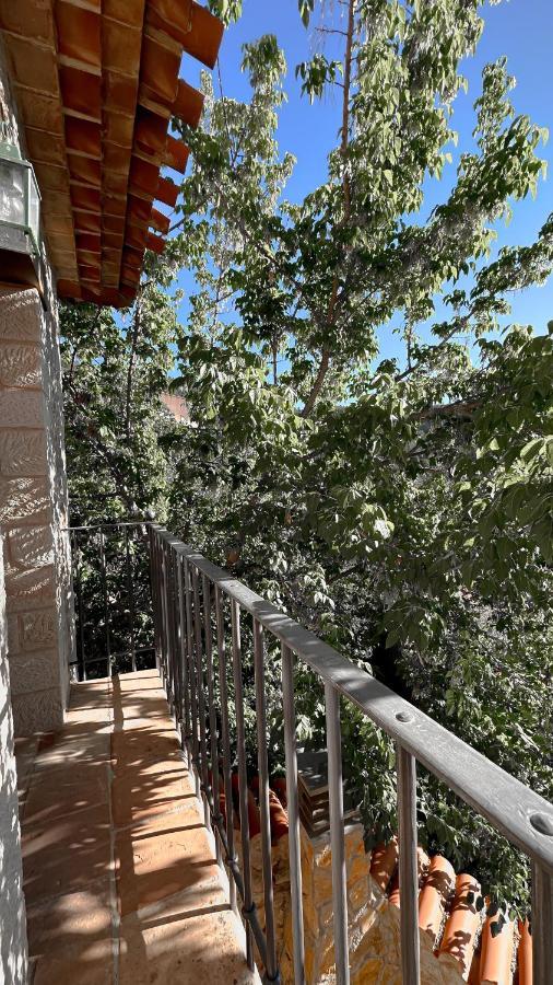 La Casa De La Acacia *