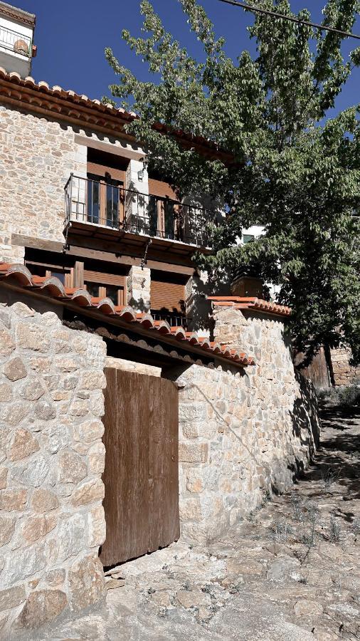 La Casa De La Acacia *