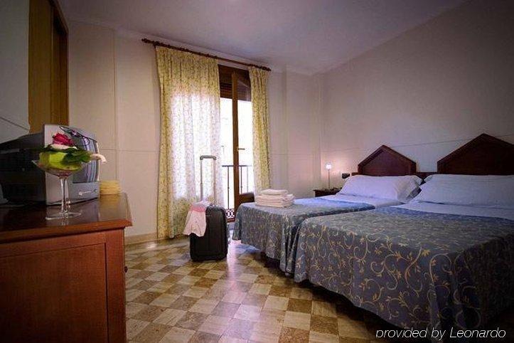 Boutique Reina Mora Hotel Granada
