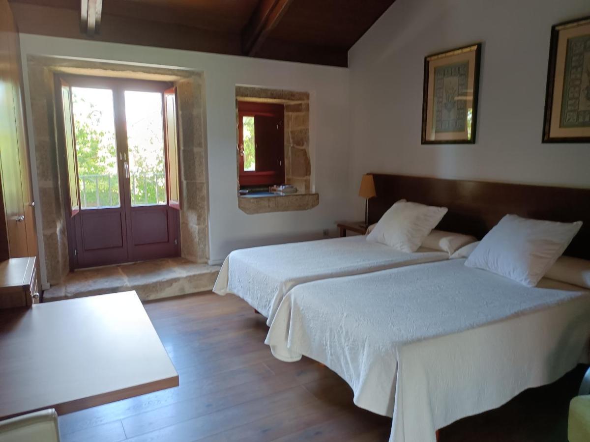 Casa Capelas 2*