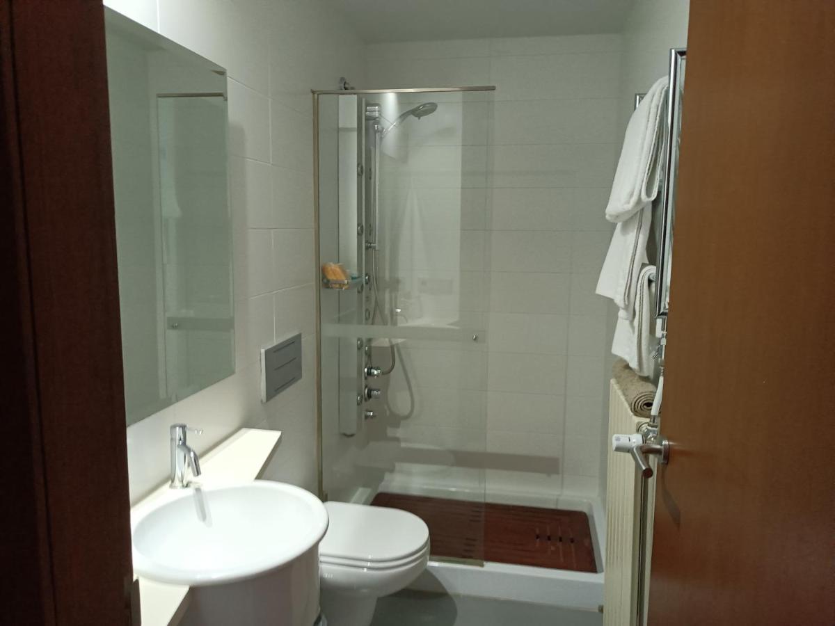 Casa Capelas 2* Villamarin (Ourense)