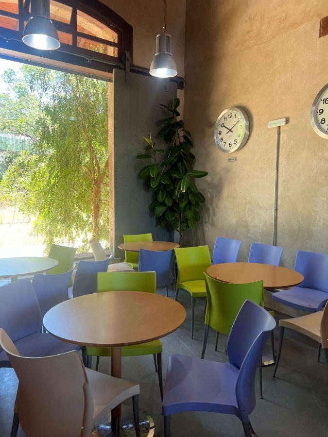 Hostel & Cafeteria Via De La Plata Hervas