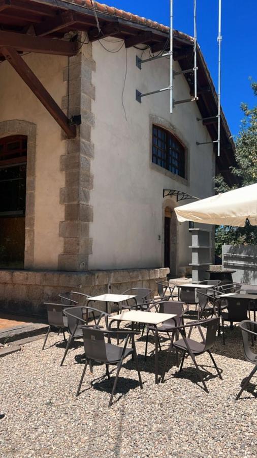 & Cafeteria Via De La Plata Hostel