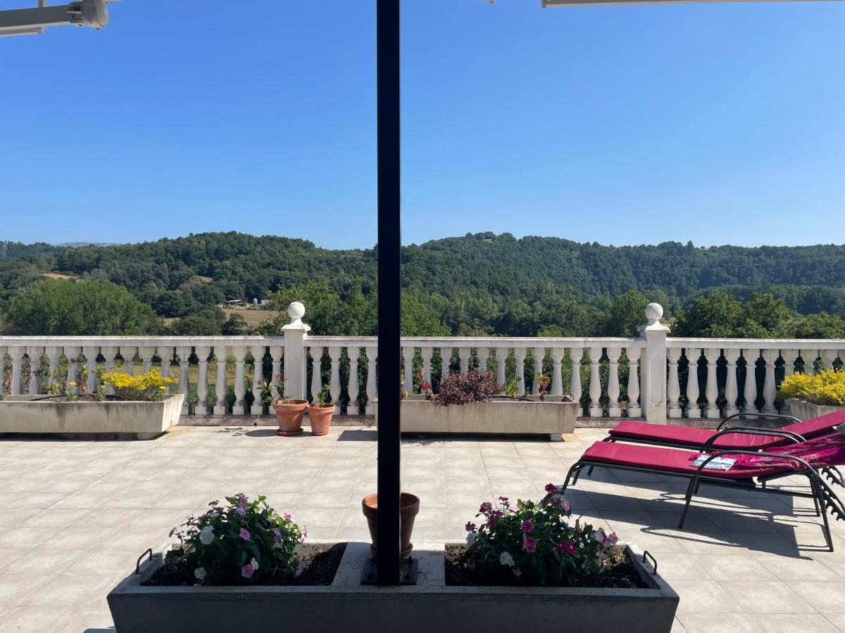 Casa Acougo, * Sarria