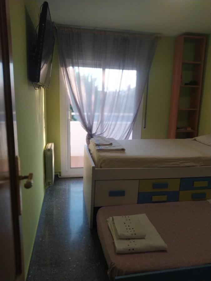 Primera Linea De Mar Y Piscina A 20 Minutos De Barcelona Bed & Breakfast
