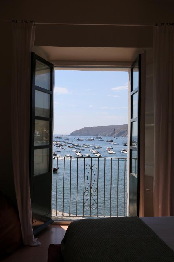 Set * Cadaqués