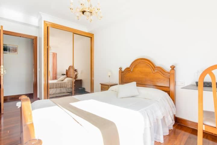 Ubicada Cerca De Donostia, Hondarribia Y Biarritz Bed & Breakfast *