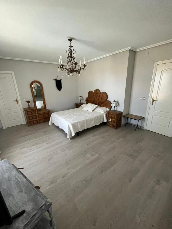 Nogueroles Villa Sanchidrian