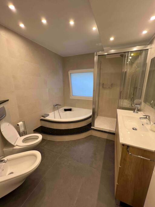 Сasa de vacaciones Casa Familiar En La Playa Con Piscina