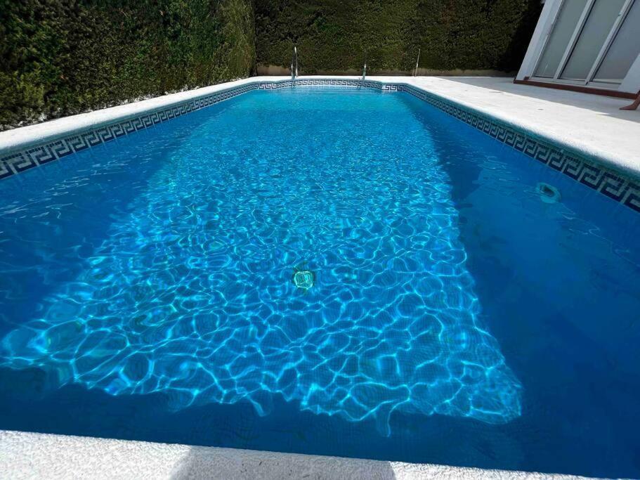 Casa Familiar En La Playa Con Piscina *