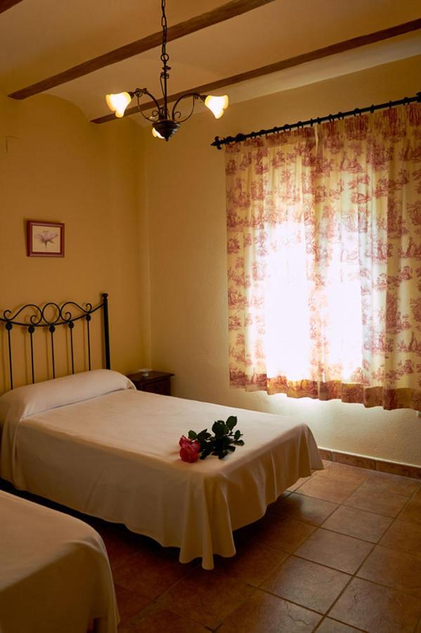 Amable- Yeste * Cortijo Prados