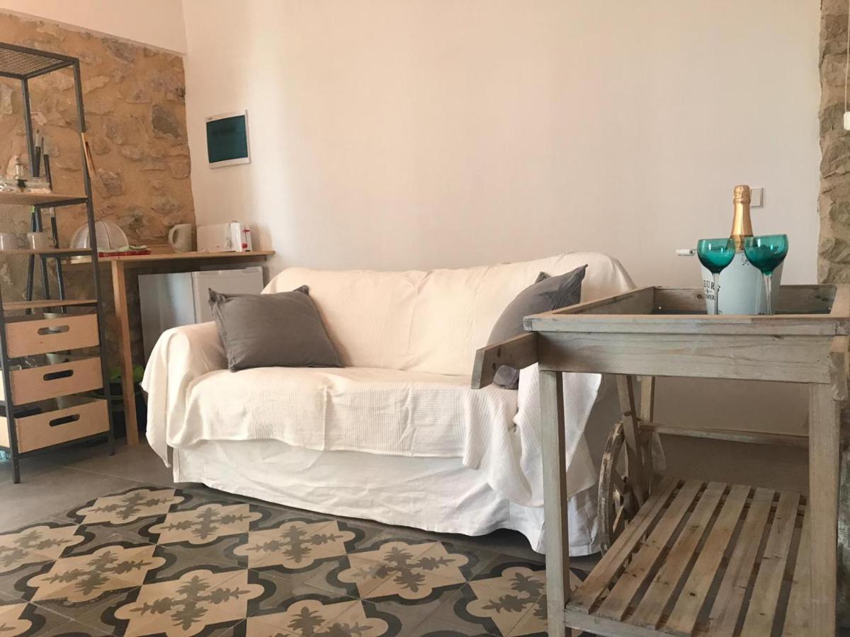 Independiente De 45 M2 Con Banera En Pleno Casco Viejo *