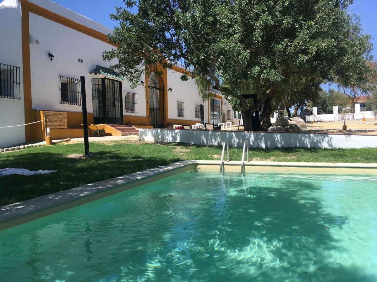 Hacienda Marcharavi Hotel *
