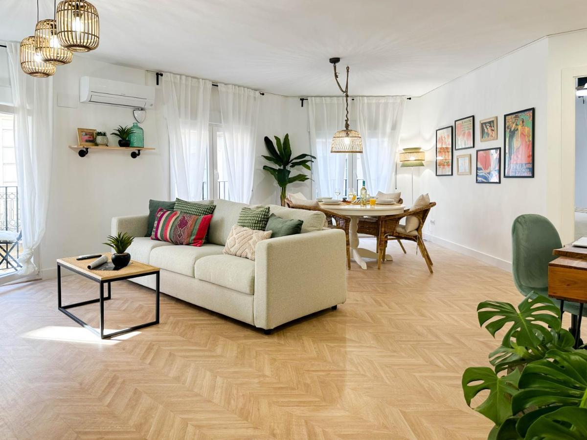 Elegante A Unos Pasos De La Rambla. Apartamento Alicante