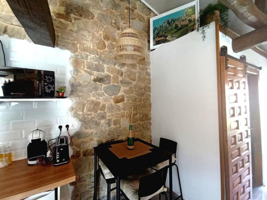 Chalet De Piedra En Picos De Europa *