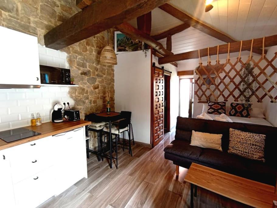 Chalet De Piedra En Picos De Europa *