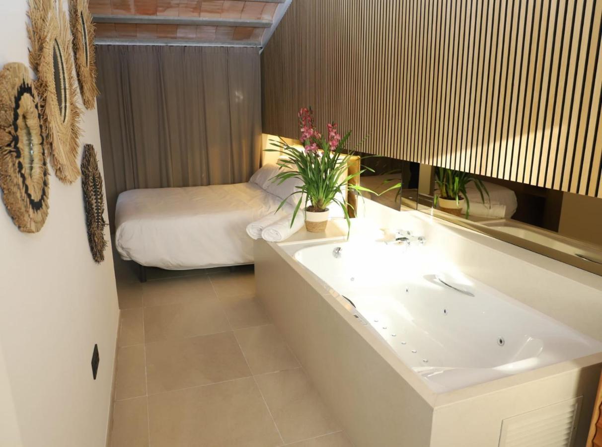 Les Cases Del Mar Apartahotel