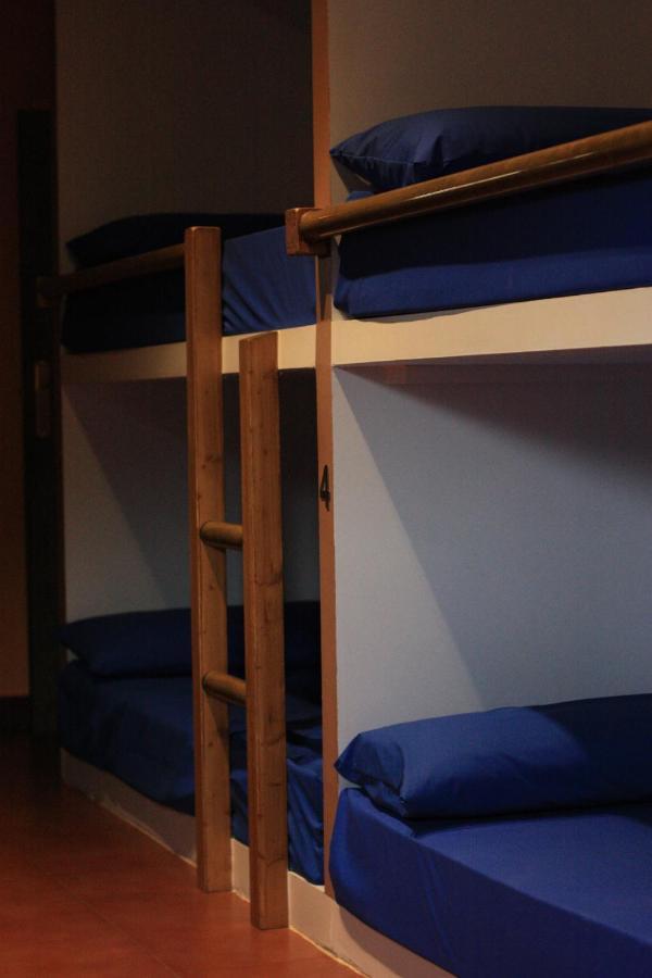 La Casa Del Camino Hostal *