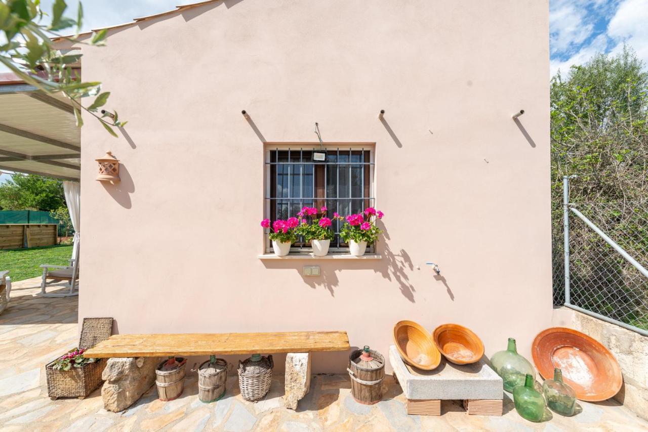 Chalet Sa Caseta -buger-