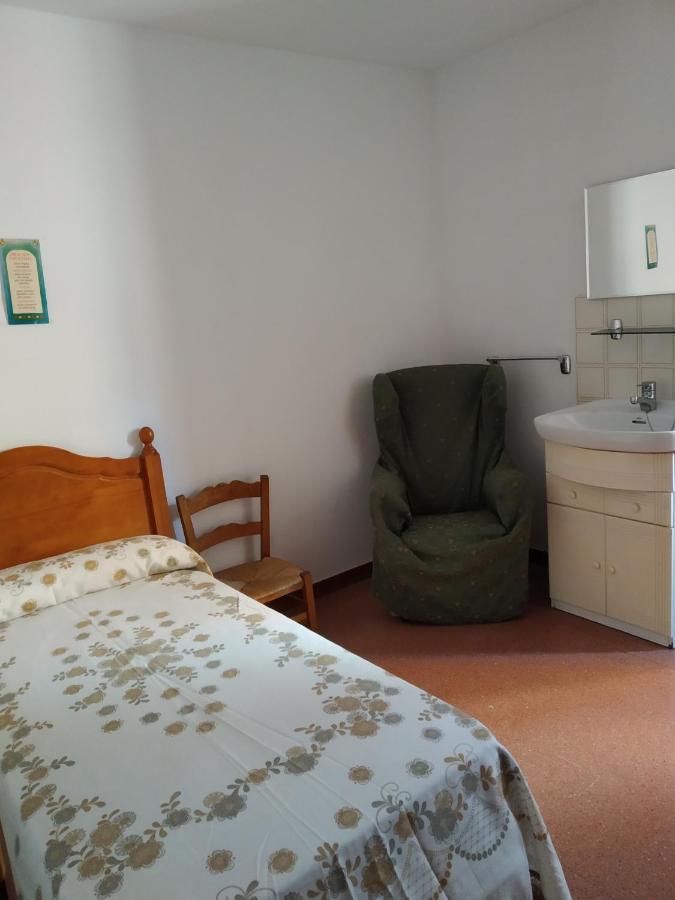 Hostel La Esperanza De La Sagrada Familia Melgar de Fernamental