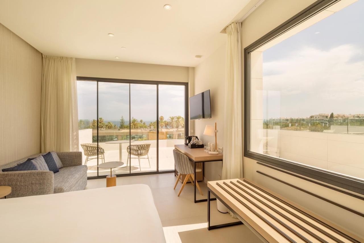Eurostars Oasis Hotel