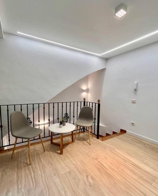 Casa Amplia Y Moderna De 5 Hasta 12 Personas * Puerto de Sagunto