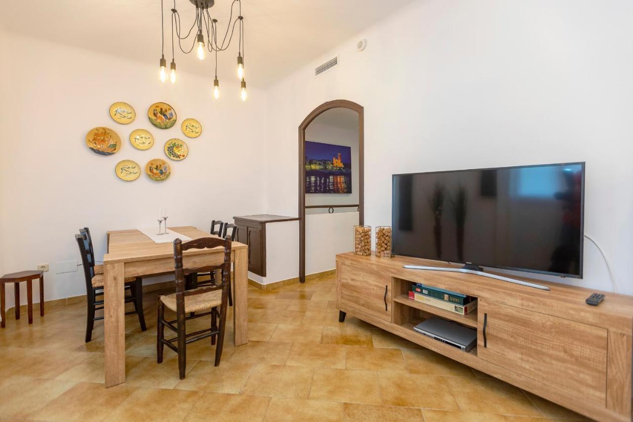 21 Sleeps Private Pool & Bbq Near Barcelona *