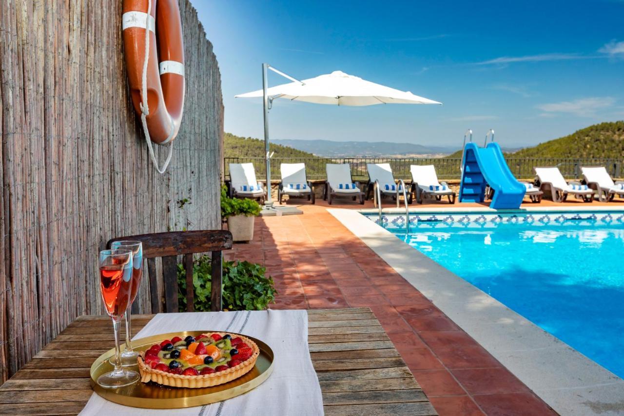 Villa 21 Sleeps Private Pool & Bbq Near Barcelona Rocafort (Catalonia)