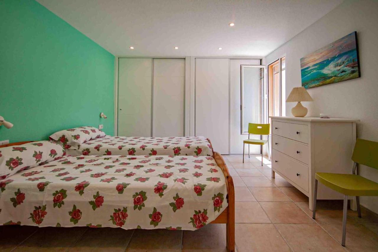 Inmovecos En 1 Linea De Playa Sol12 Holiday home *