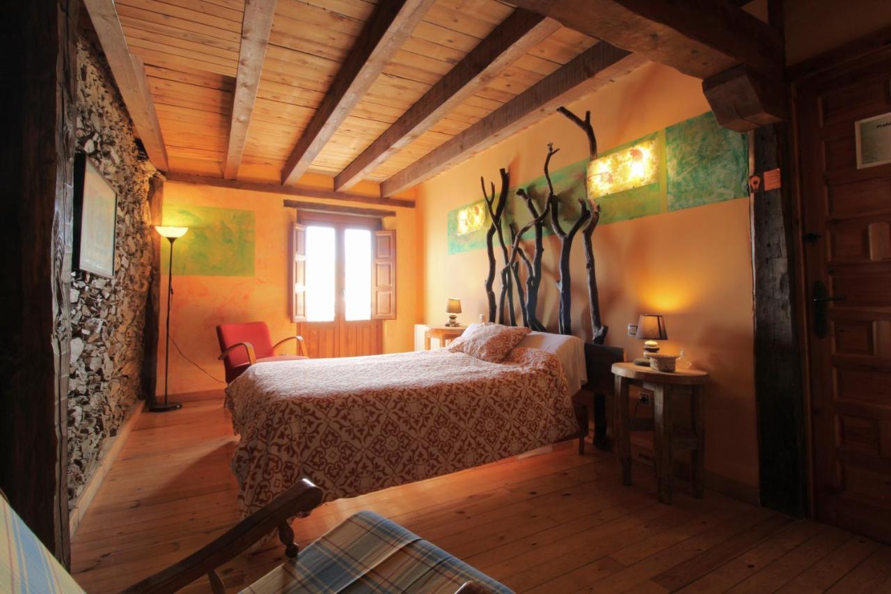 Rural La Encantada En Riaza Hotel 2*