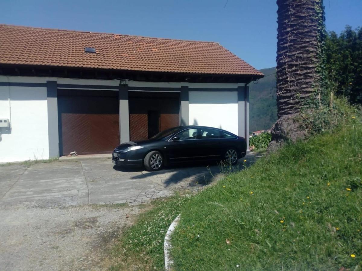 Con Piscina Alicia La Perla Indiana Villa *