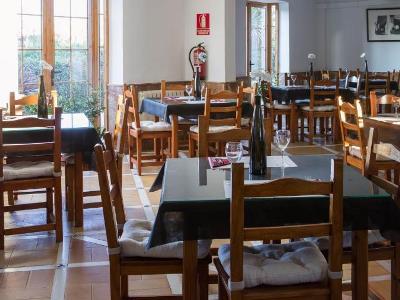 Hotel Tugasa El Almendral Setenil De Las Bodegas