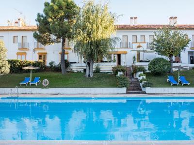 Hotel Tugasa El Almendral