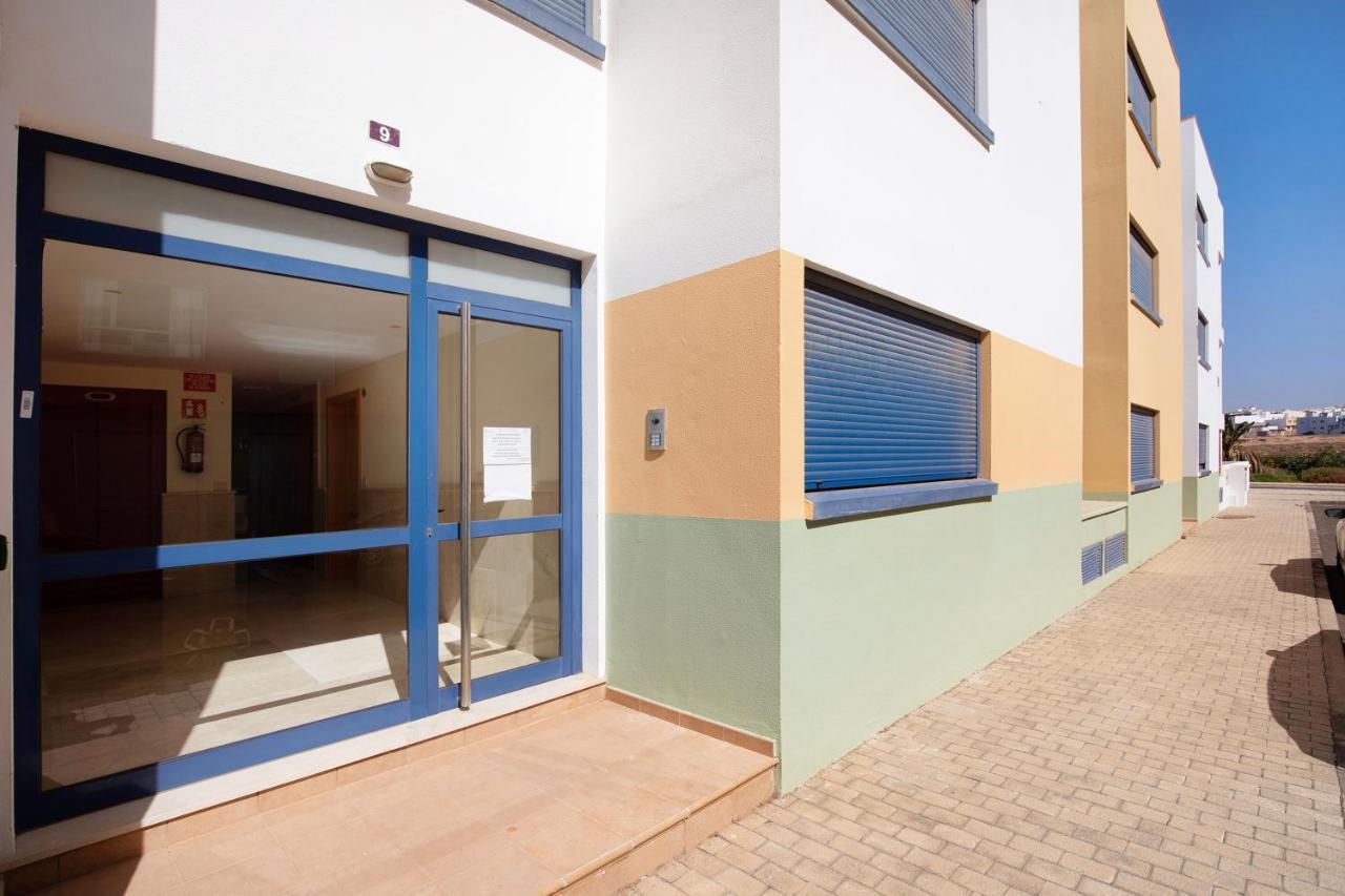 Lancelot Apartment *