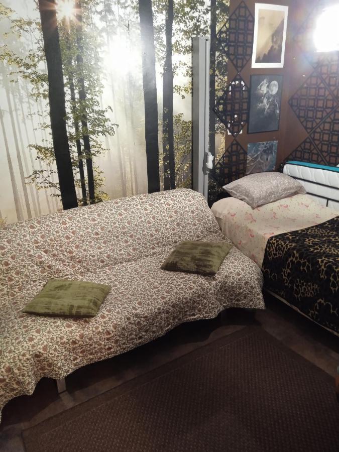Bajera-loft No Comfortable Con La Verja En La Entrada,,no Lujosa,vieja,sin Reforma, Con Cedula De Habitabilidad Preparada Para Alojamiento No No Hostal No Apartamento El Precio Coincide Con Calidad Y Calificaciones Trato Familiar,como En Tu Cas