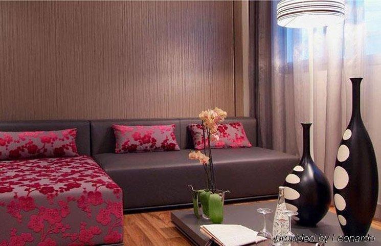 Azz Valencia Tactica Hotel 4*