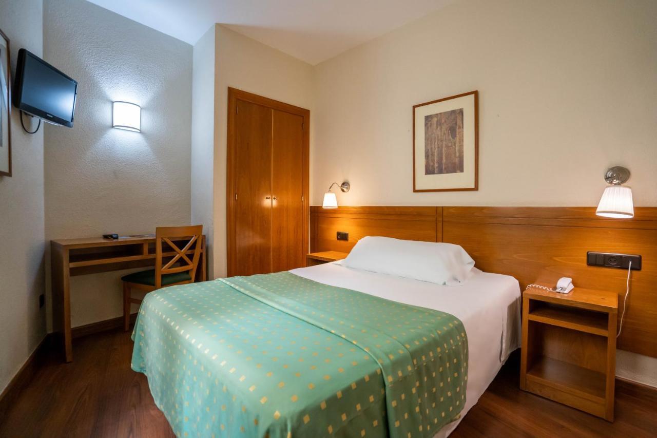 Hotel Yit Conquista De