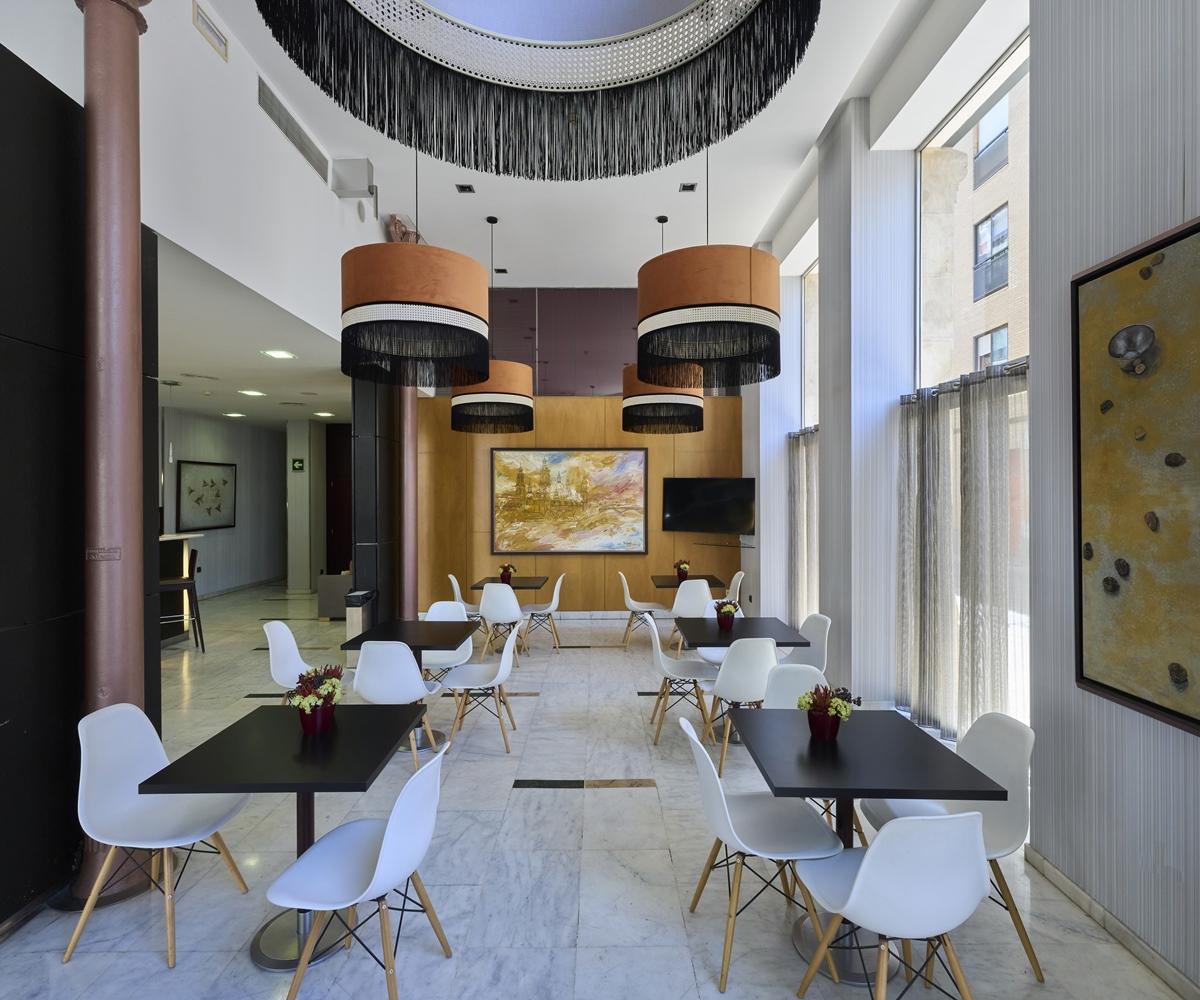 Catalonia El Pilar Hotel