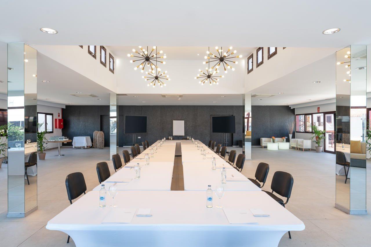 Hotel Occidental Roca Negra - Adults Only 4*