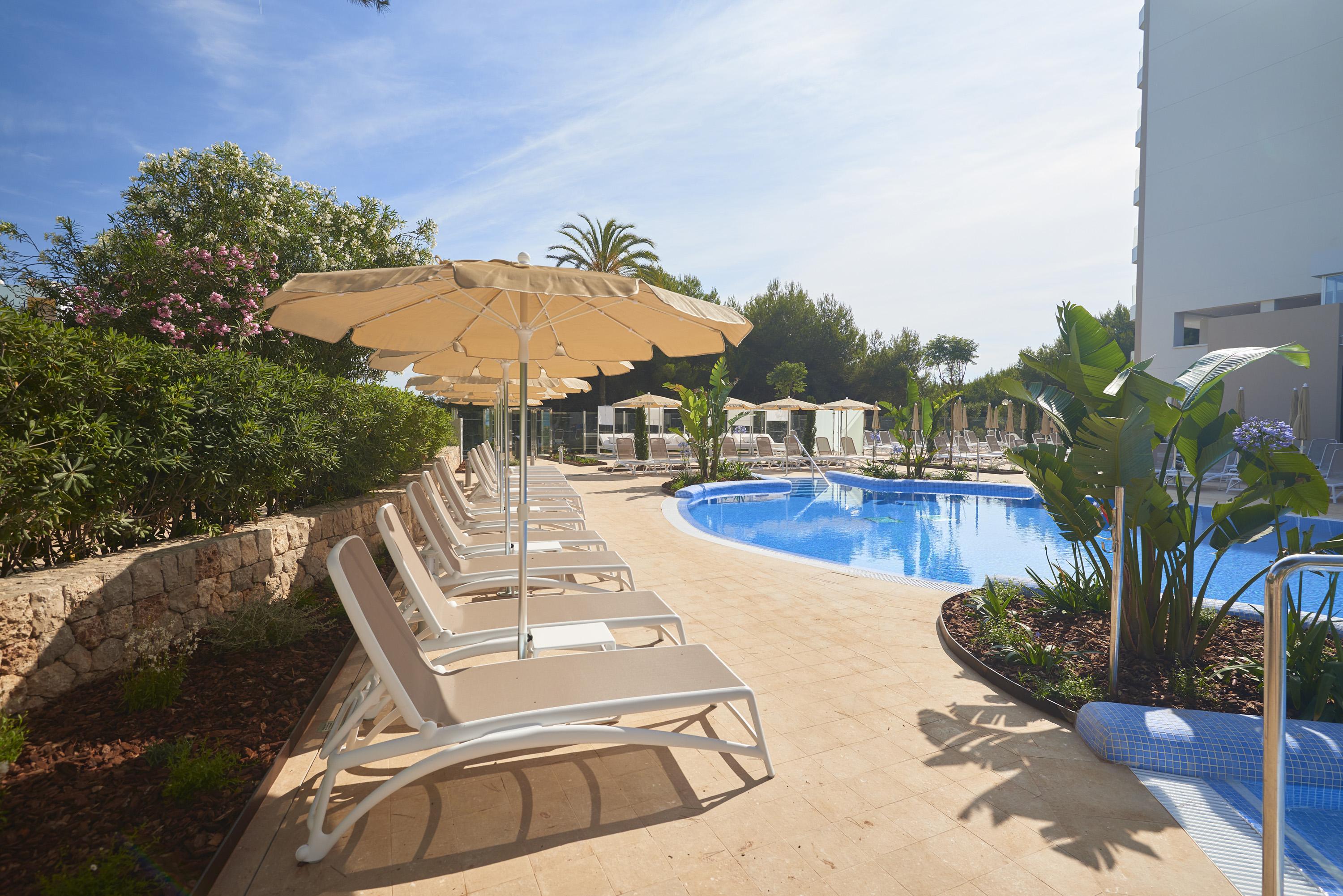 Hotel Hipotels Bahia Cala Millor - Adults Only