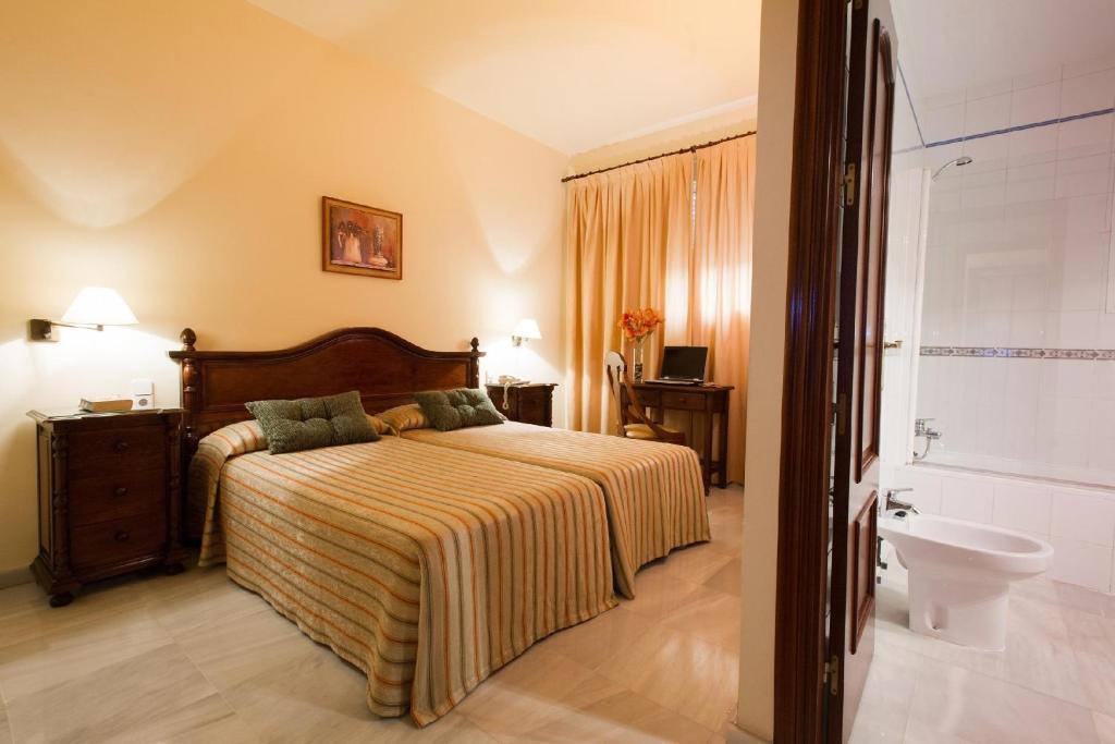 Hotel Gran Avenida Coria del Río