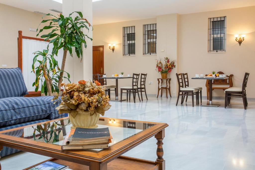 Hotel Gran Avenida *