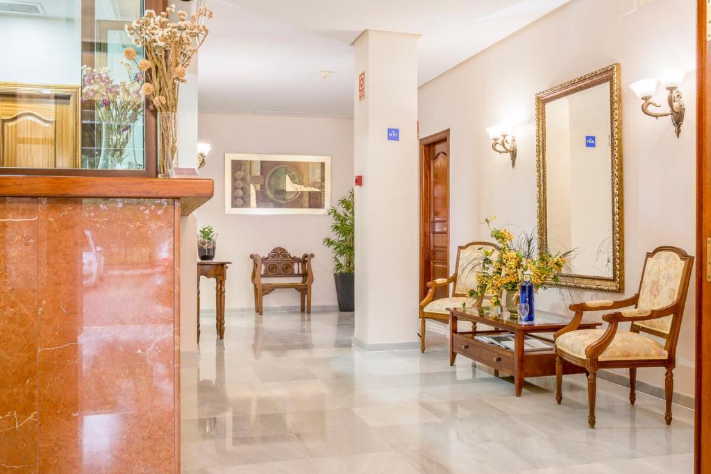 Gran Avenida Hotel *