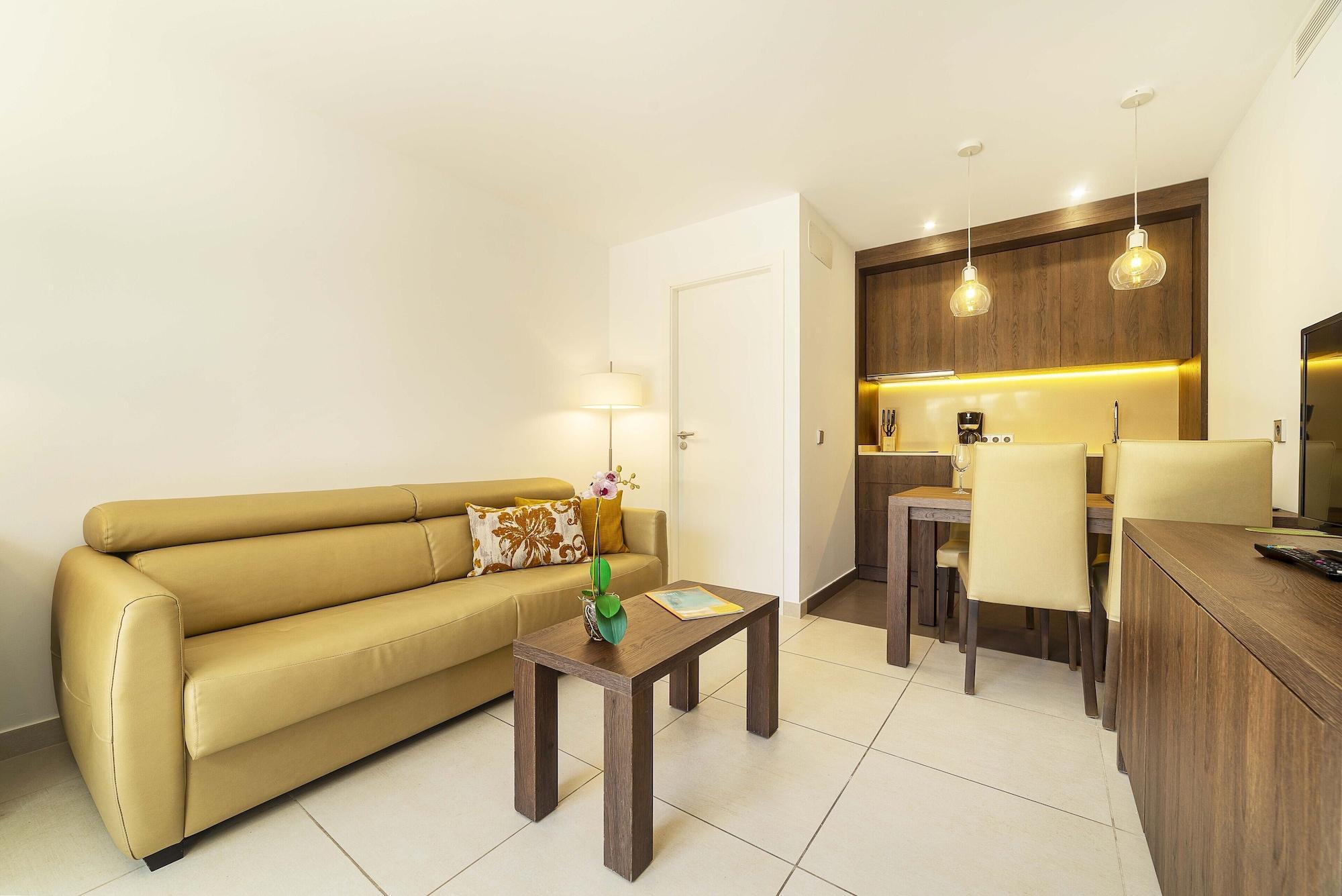 Aparthotel Paradise Residencial
